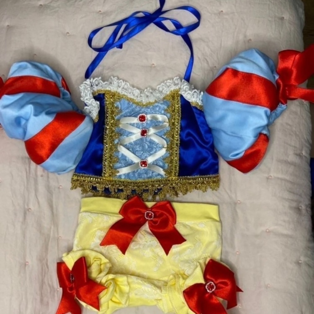 Snow white - Picture 2 of 5